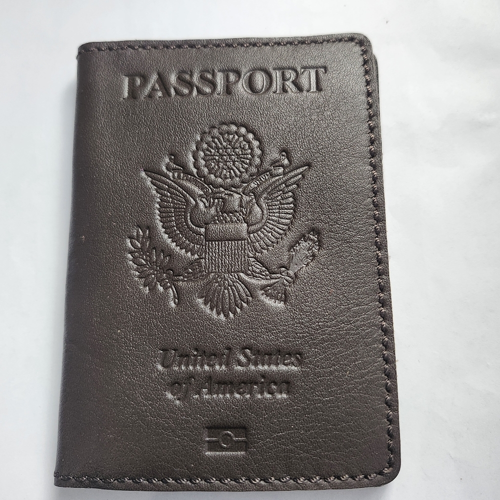 Montana West Brown Leather Passport Wallet